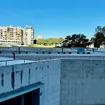 T1 4 Pessoas * Лиссабон